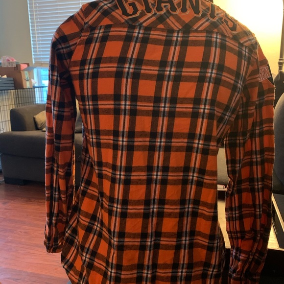 San Francisco Giants Women’s flannel - Picture 8 of 8